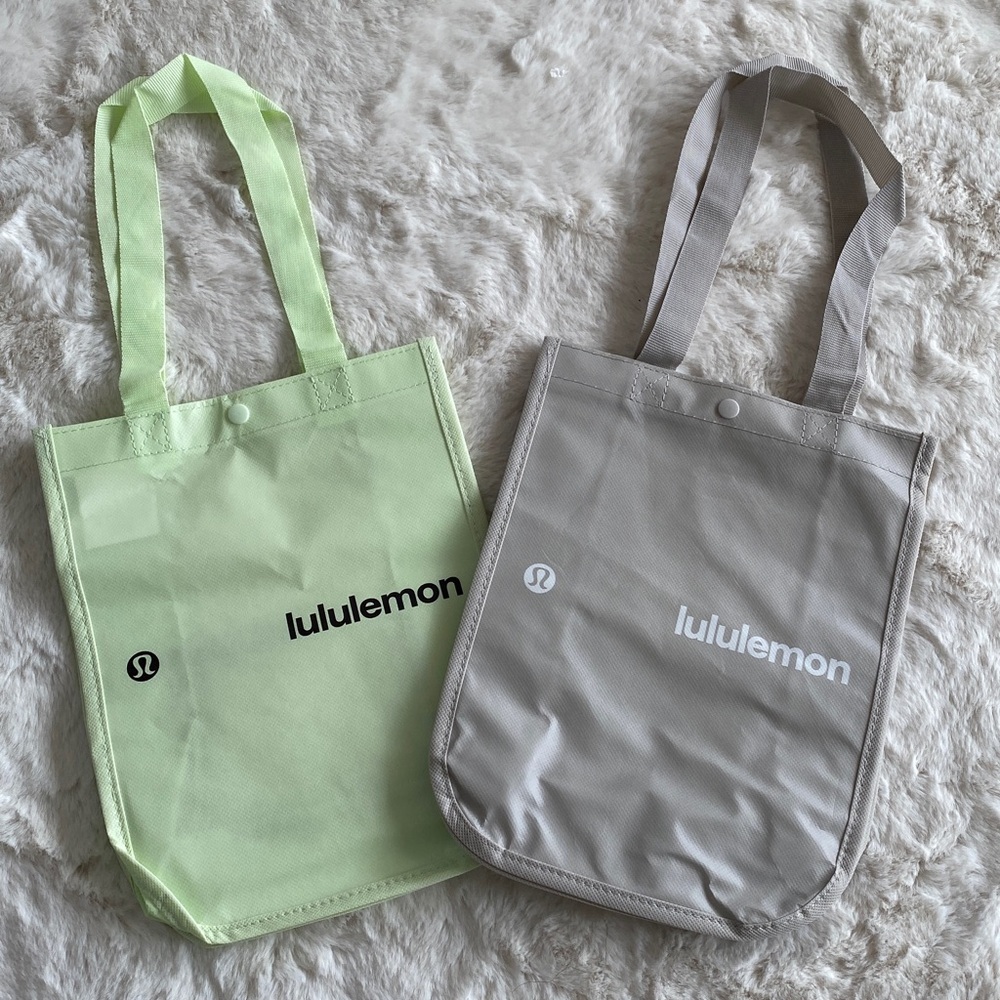 ❤️ Lululemon Limited Edition Brand New Small Tote Bags